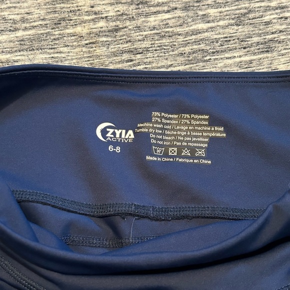 Zyia Activewear cropped leggings with pockets - Picture 4 of 4